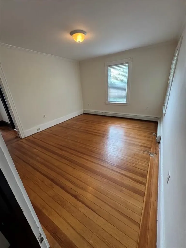 29 Powel Avenue Newport RI 02840
