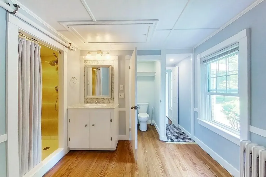 4 Harrison Lane Newport RI 02840