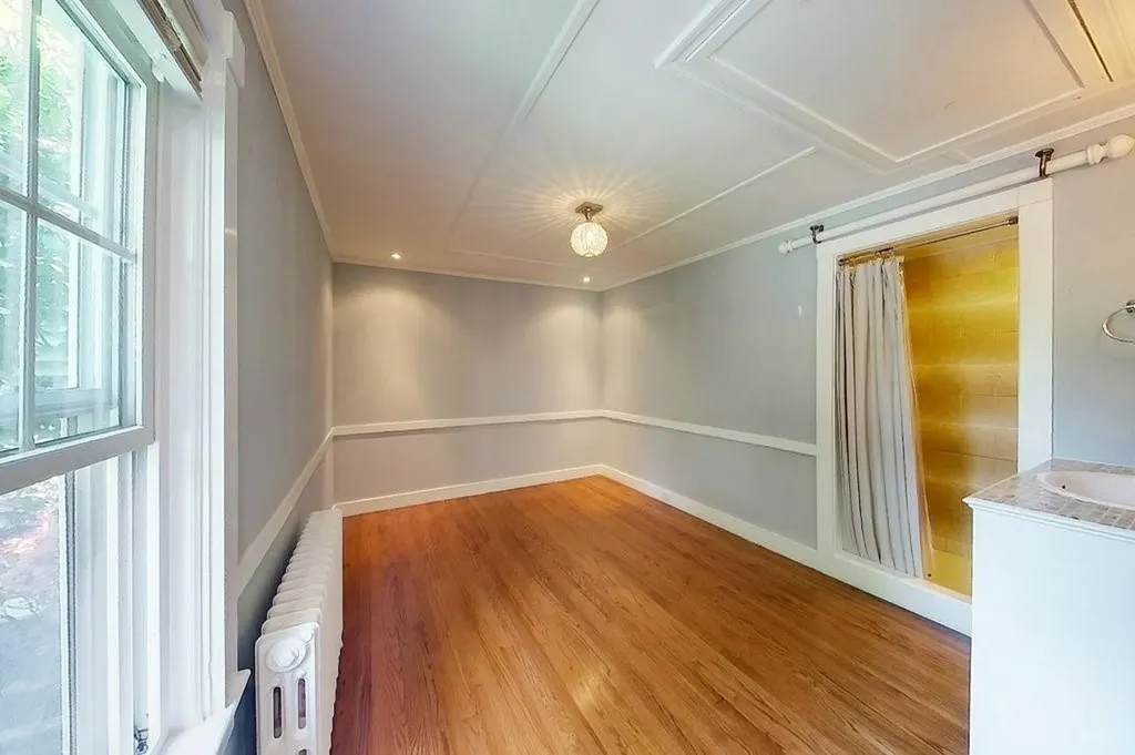 4 Harrison Lane Newport RI 02840