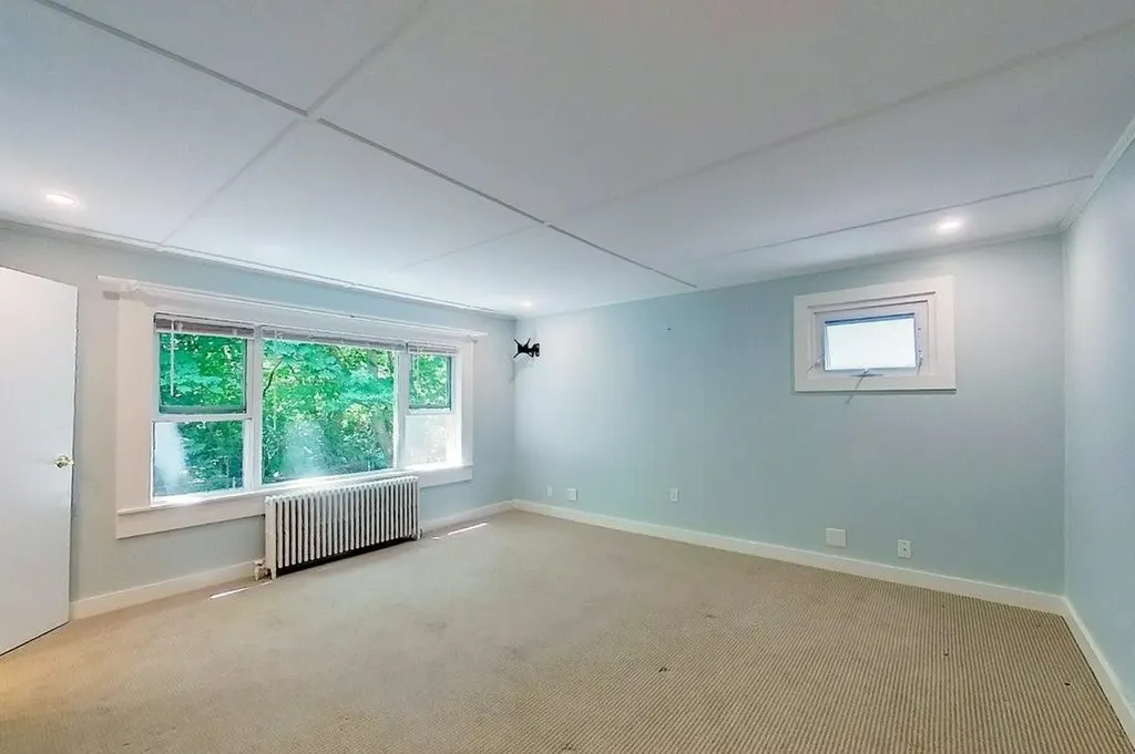 4 Harrison Lane Newport RI 02840