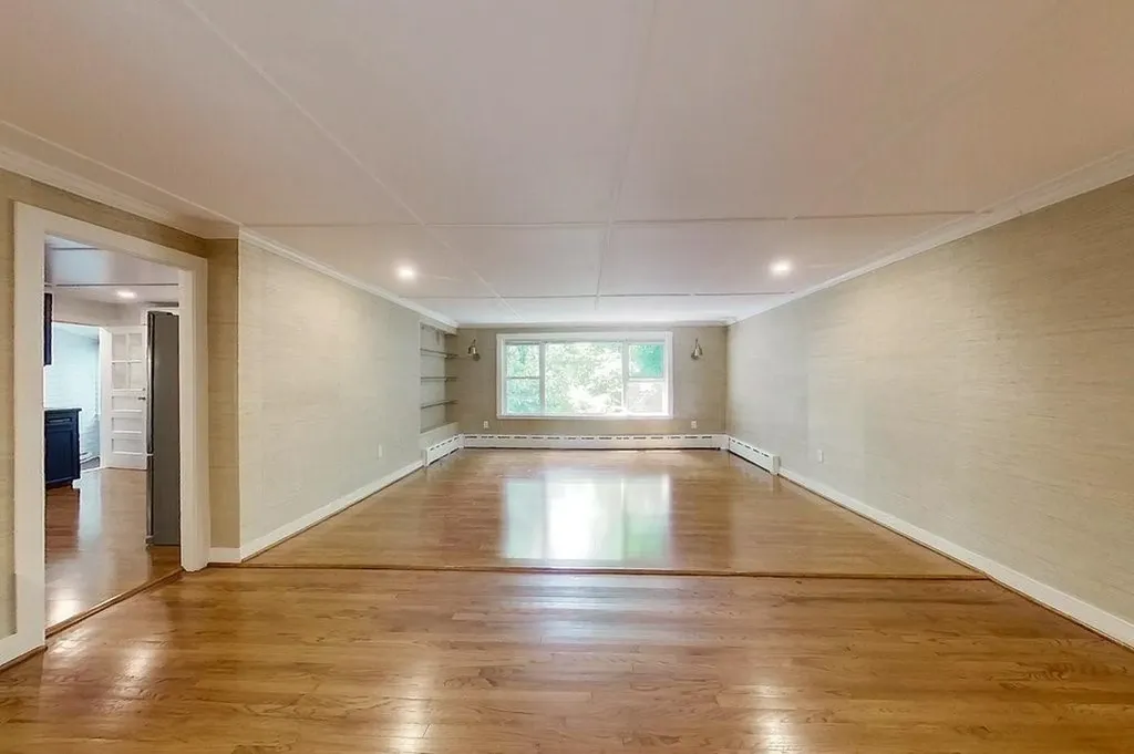 4 Harrison Lane Newport RI 02840