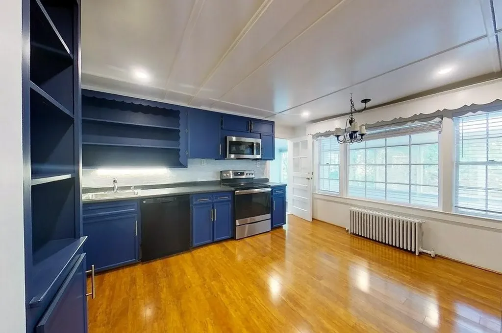 4 Harrison Lane Newport RI 02840