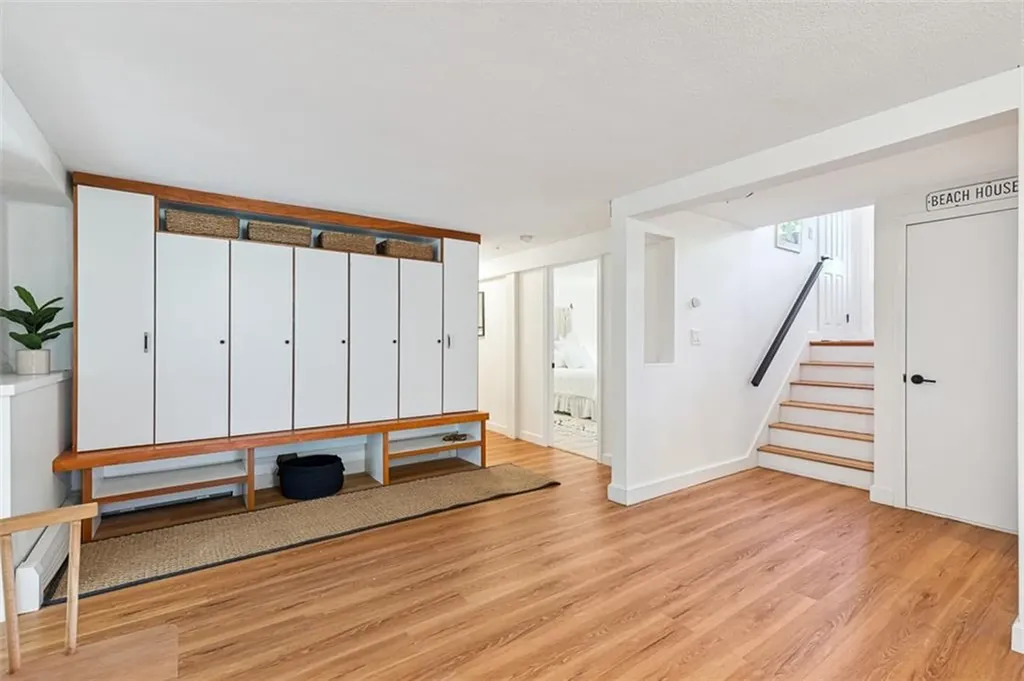 20 Robbins Drive Barrington RI 02806