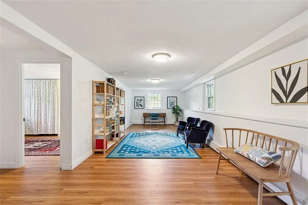 20 Robbins Drive Barrington RI 02806