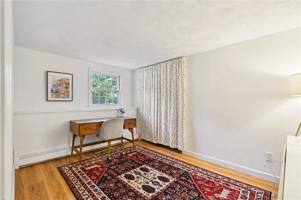 20 Robbins Drive Barrington RI 02806