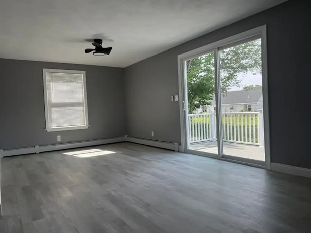 292 Main Avenue Warwick RI 02886