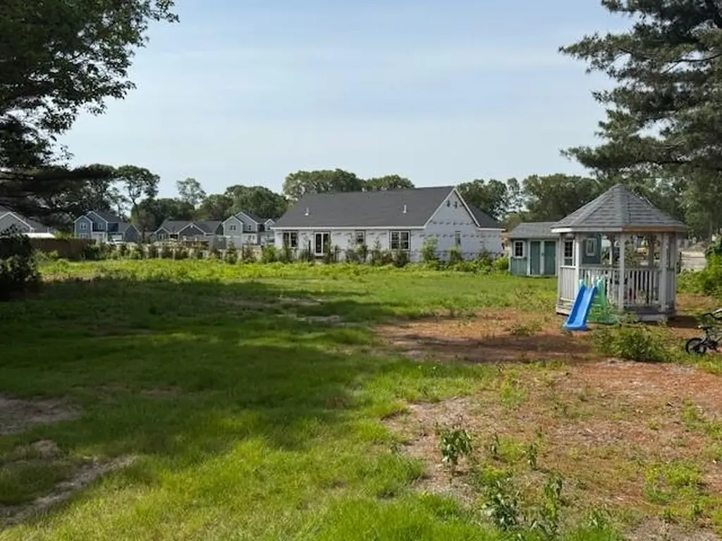292 Main Avenue Warwick RI 02886