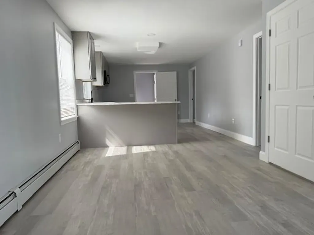 292 Main Avenue Warwick RI 02886