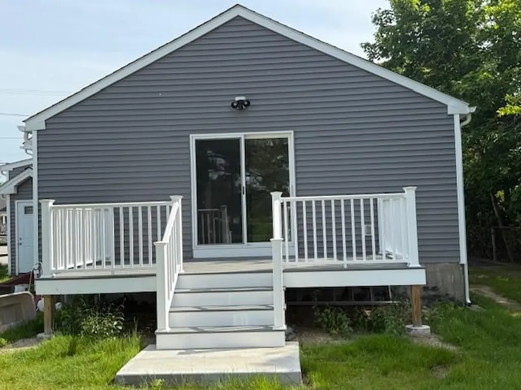 292 Main Avenue Warwick RI 02886