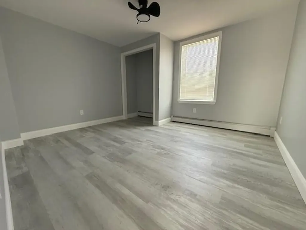 292 Main Avenue Warwick RI 02886
