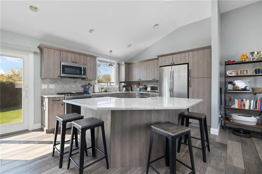 26 Leawood Drive Cranston RI 02920