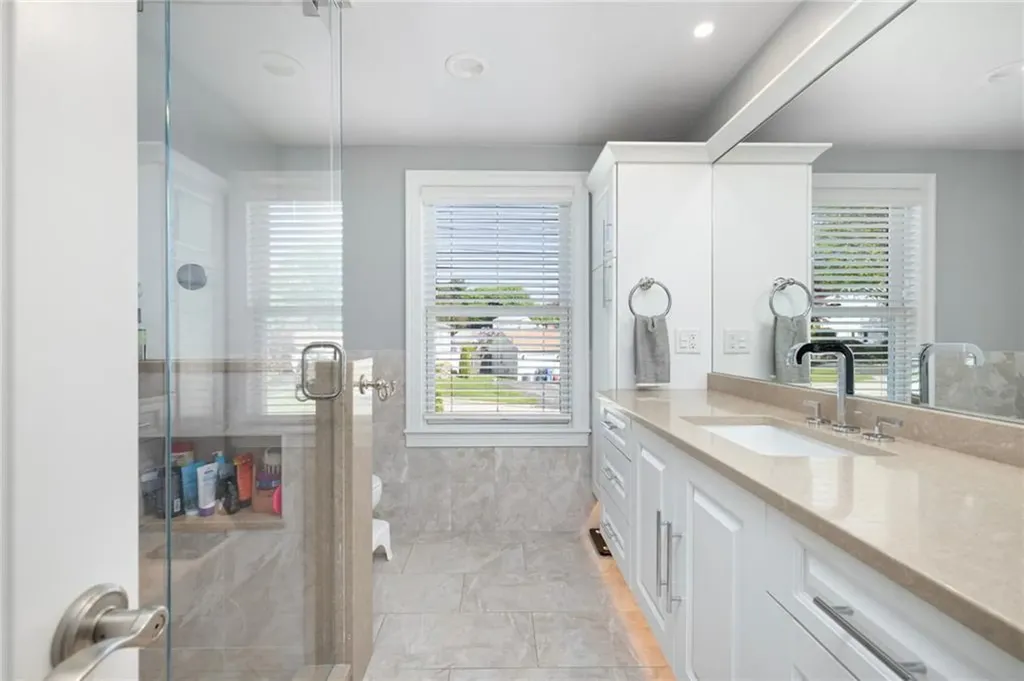 26 Leawood Drive Cranston RI 02920