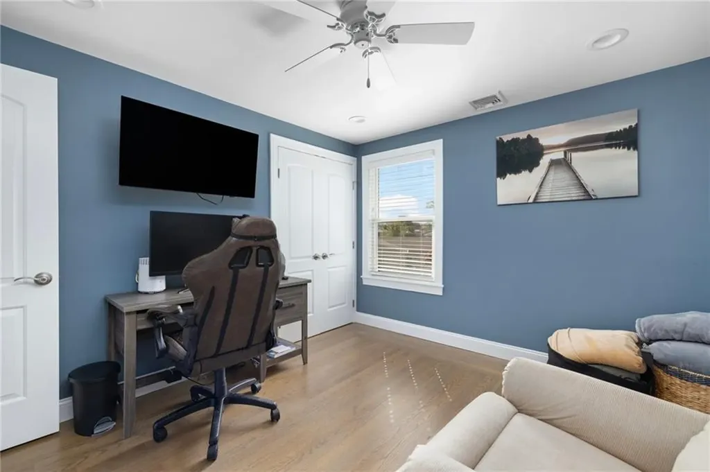 26 Leawood Drive Cranston RI 02920
