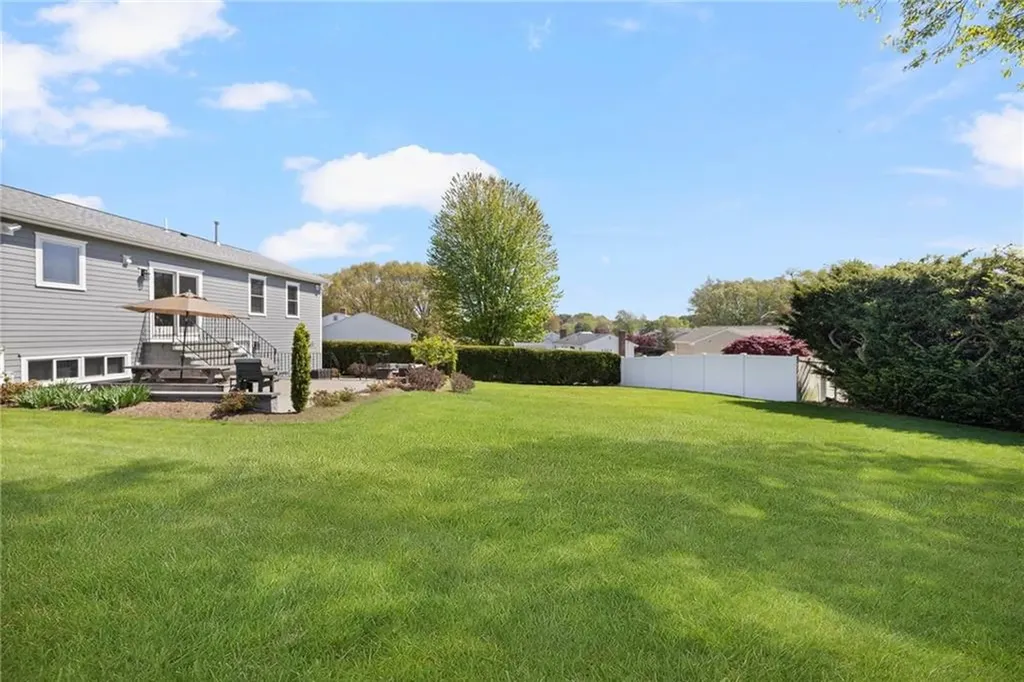 26 Leawood Drive Cranston RI 02920