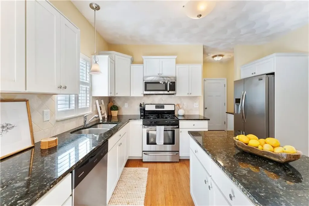 132 Julian Road Warwick RI 02889