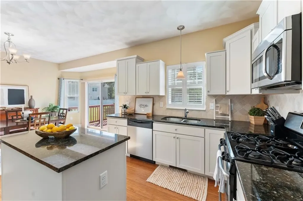 132 Julian Road Warwick RI 02889