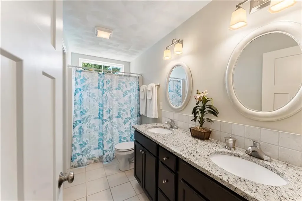 132 Julian Road Warwick RI 02889