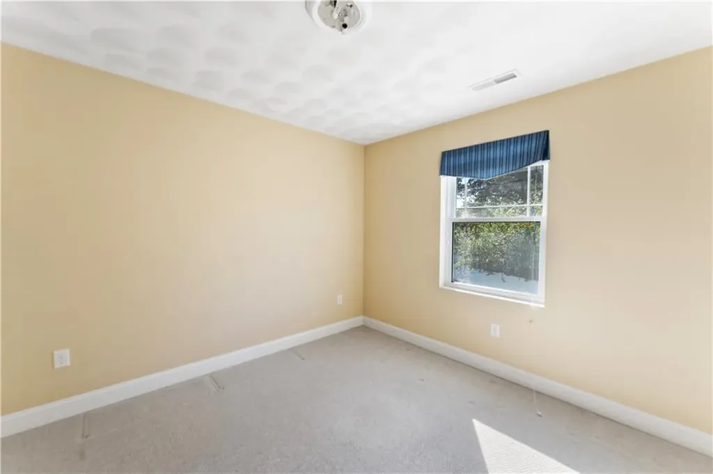132 Julian Road Warwick RI 02889