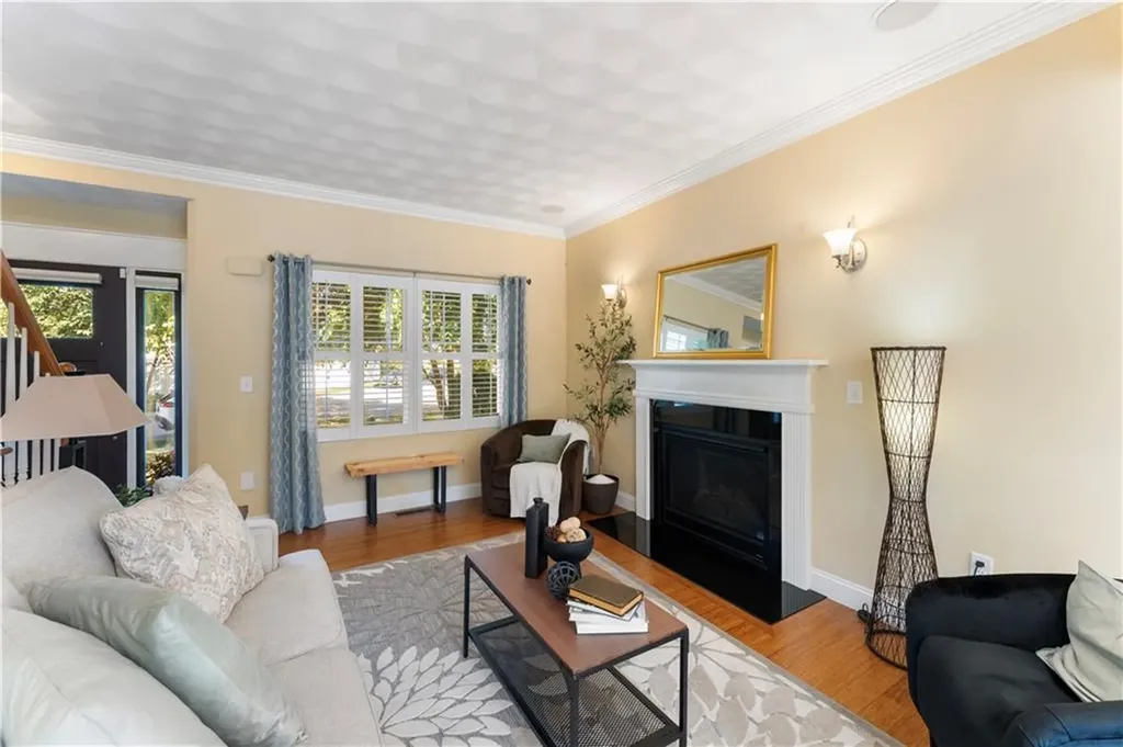132 Julian Road Warwick RI 02889