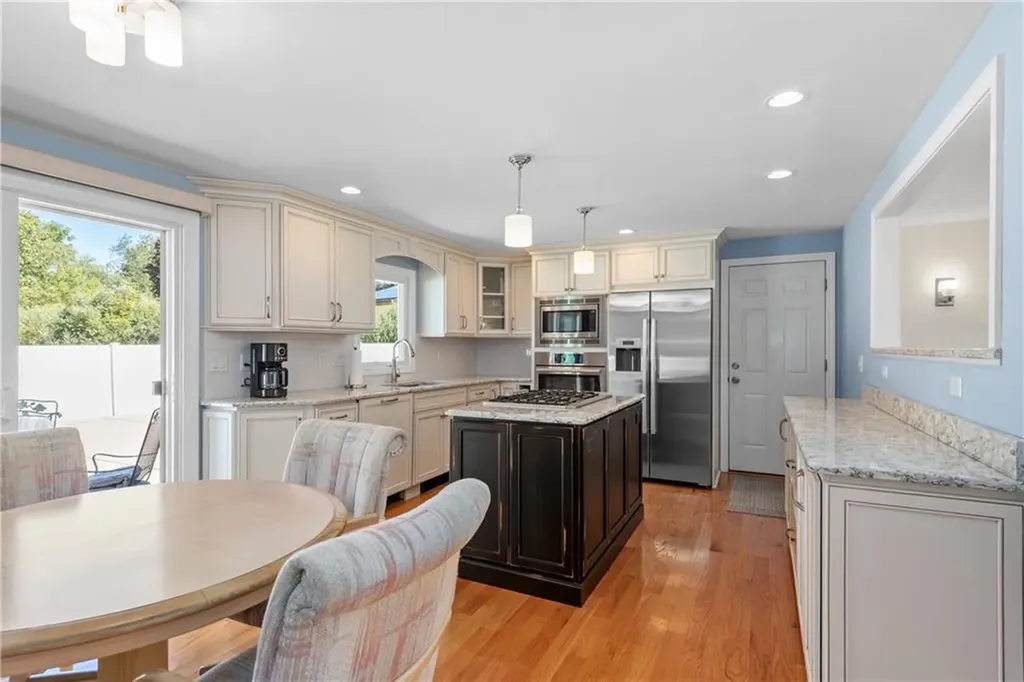 40 Murphy Drive Cumberland RI 02864