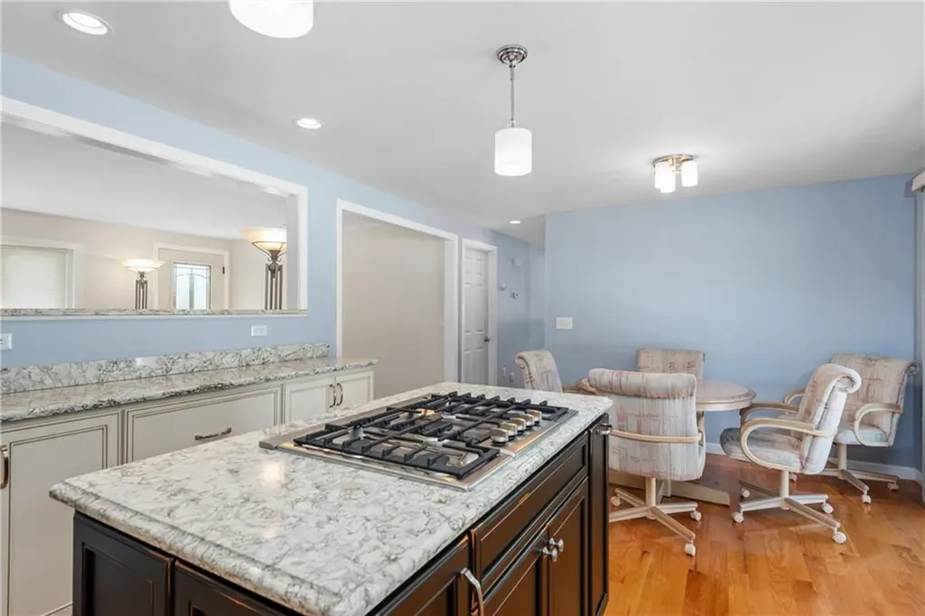 40 Murphy Drive Cumberland RI 02864