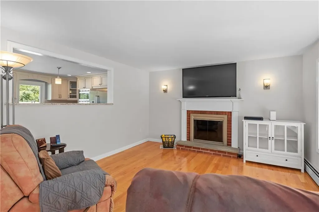 40 Murphy Drive Cumberland RI 02864