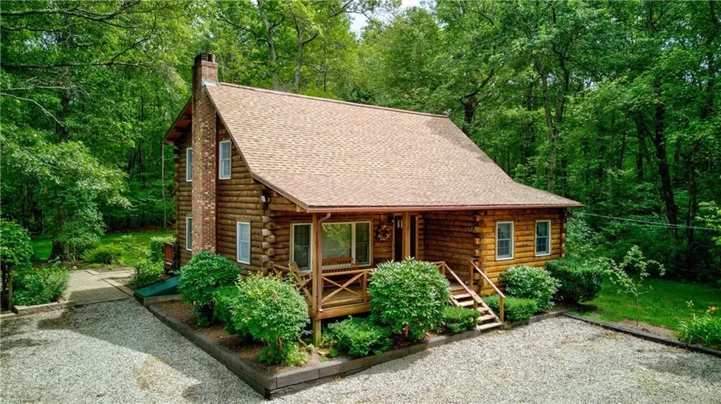 85 Plainfield Pike Foster RI 02825