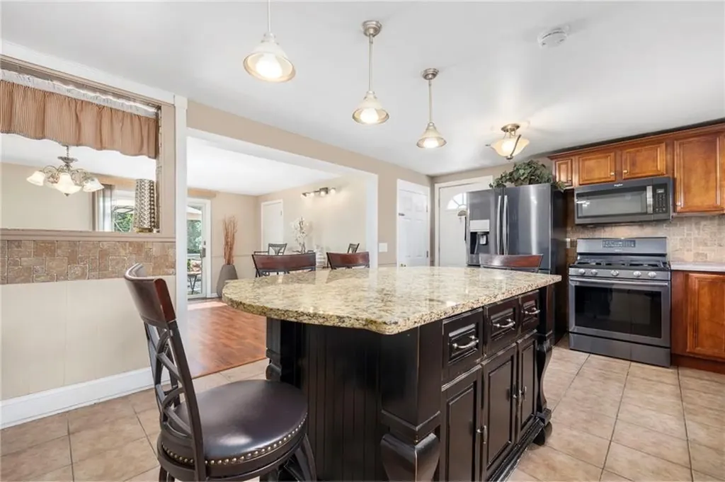 11 Nickerson Street Cranston RI 02910