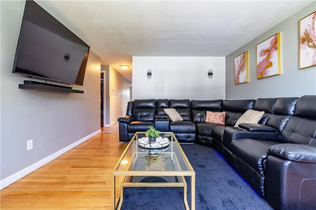 111 Belgium Street Cranston RI 02920
