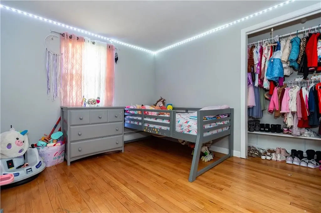 111 Belgium Street Cranston RI 02920
