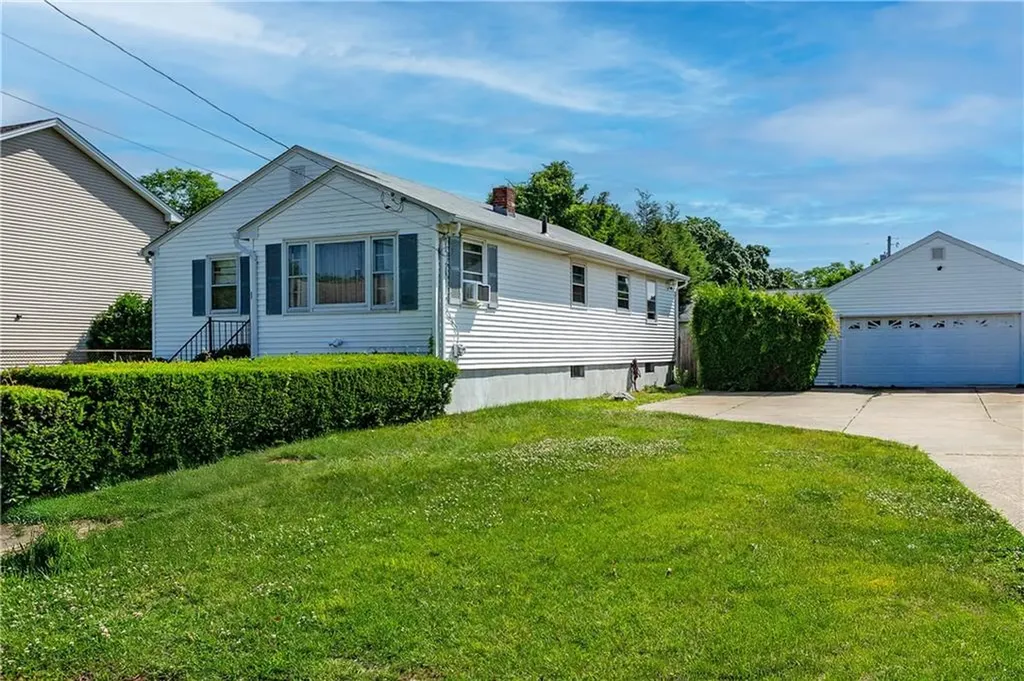 111 Belgium Street Cranston RI 02920