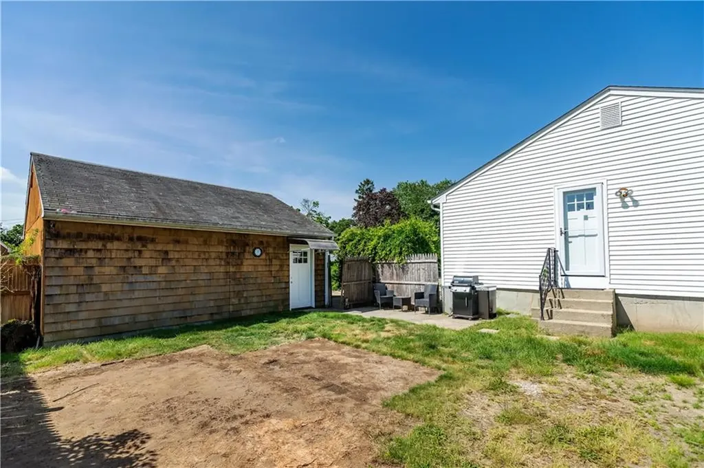111 Belgium Street Cranston RI 02920
