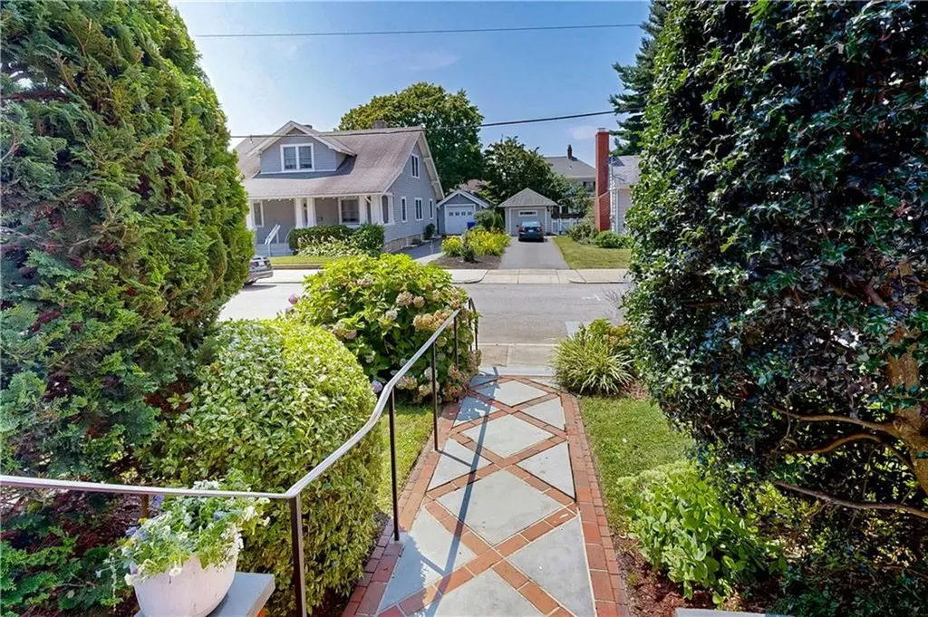 49 Progress Street Pawtucket RI 02860