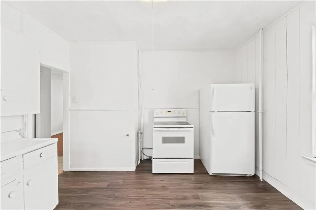 72 Whitmarsh Street Providence RI 02907