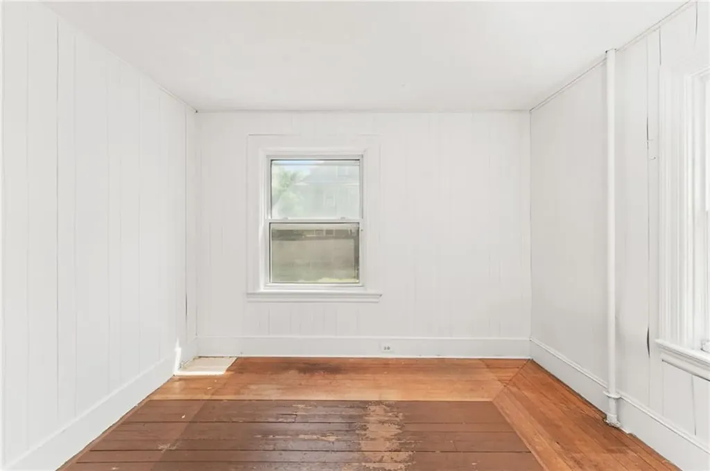 72 Whitmarsh Street Providence RI 02907