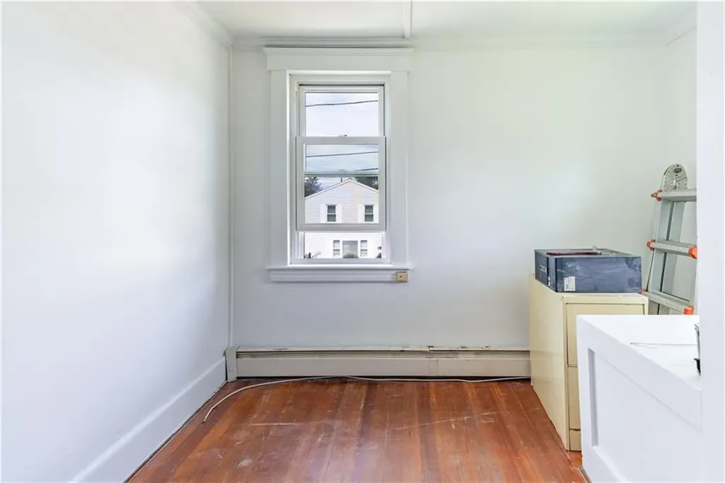 52 Planet Avenue East Providence RI 02915