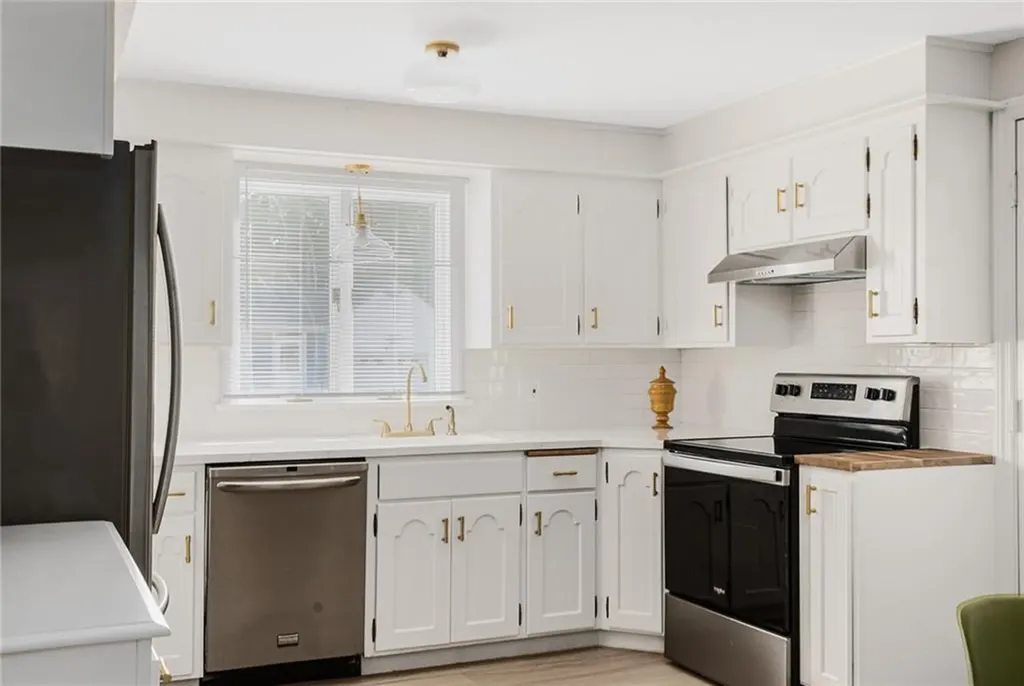 68 Irene Boulevard Woonsocket RI 02895