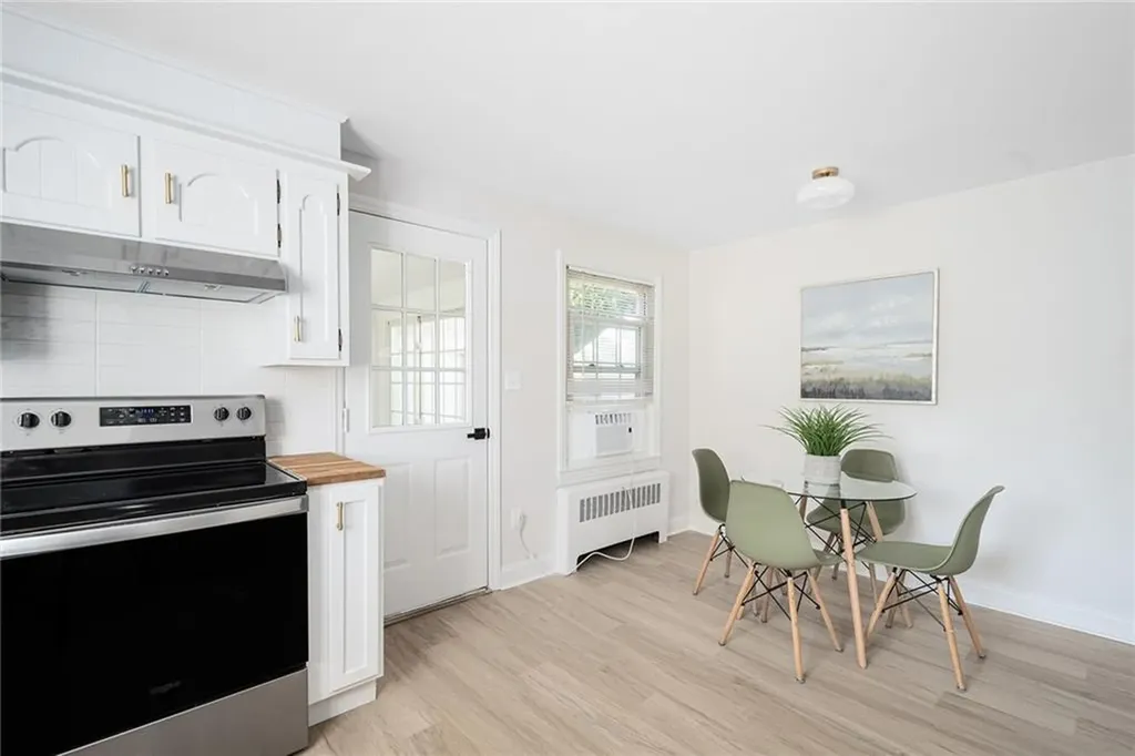 68 Irene Boulevard Woonsocket RI 02895