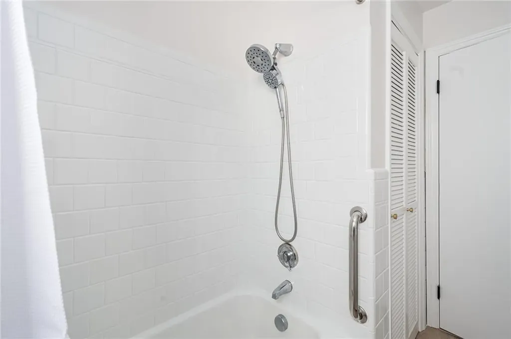 68 Irene Boulevard Woonsocket RI 02895