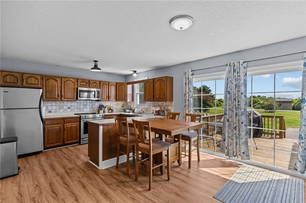 223 Oliphant Lane Middletown RI 02842