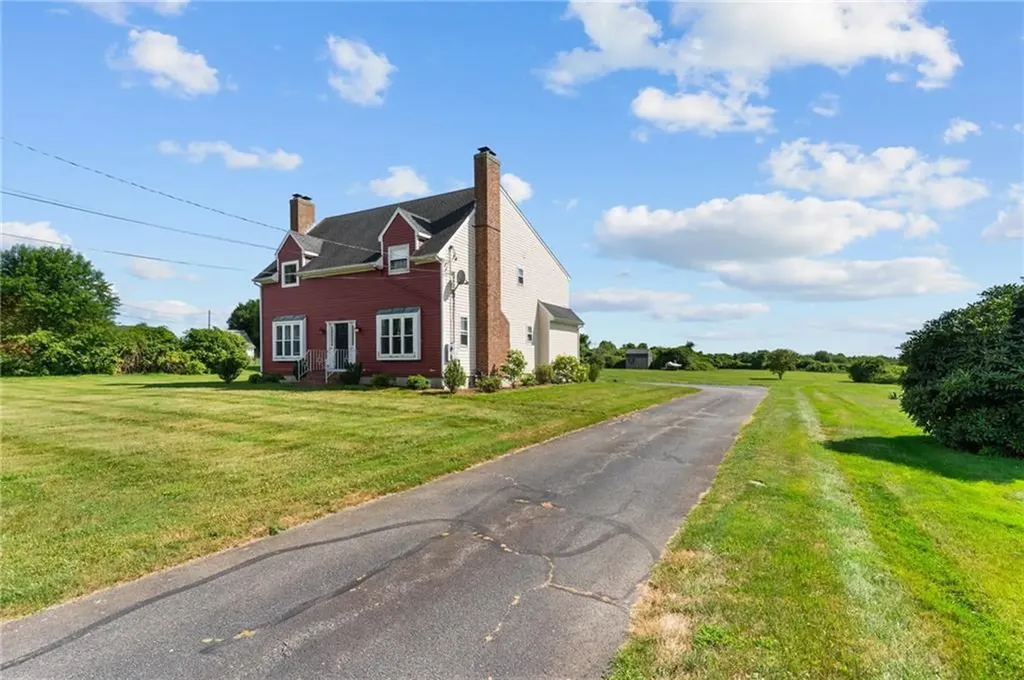 223 Oliphant Lane Middletown RI 02842