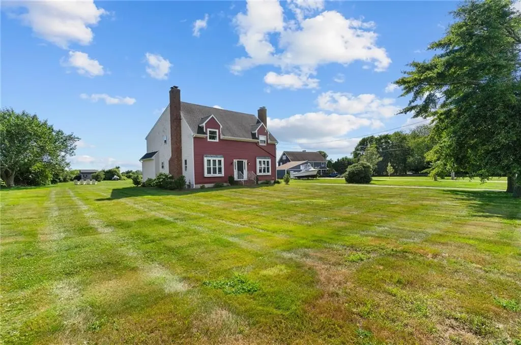 223 Oliphant Lane Middletown RI 02842