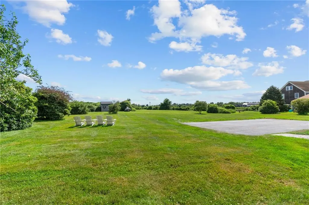 223 Oliphant Lane Middletown RI 02842