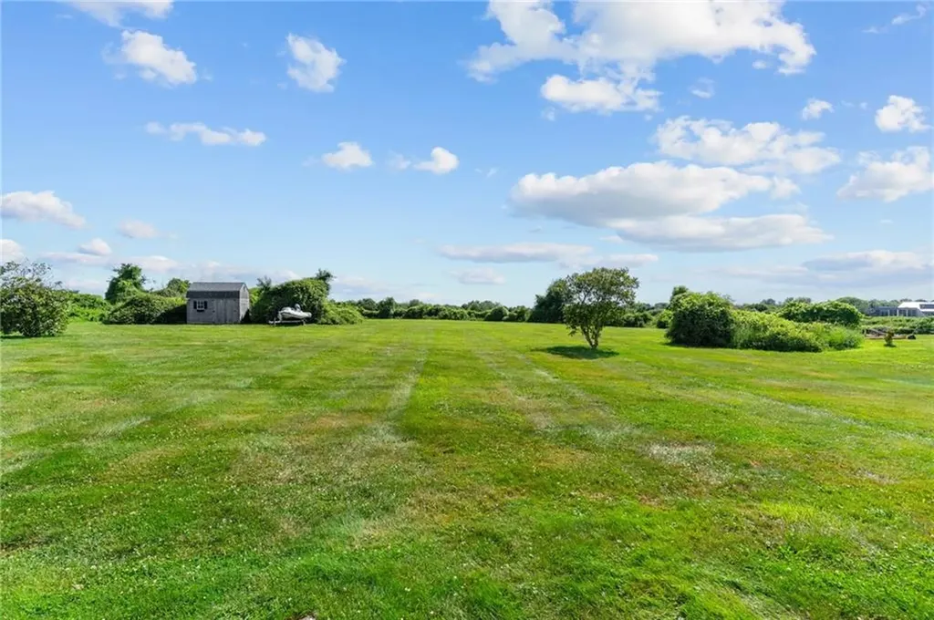 223 Oliphant Lane Middletown RI 02842