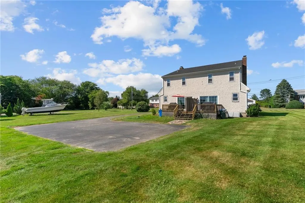 223 Oliphant Lane Middletown RI 02842