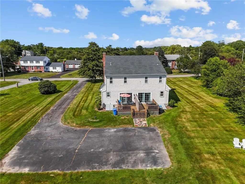 223 Oliphant Lane Middletown RI 02842