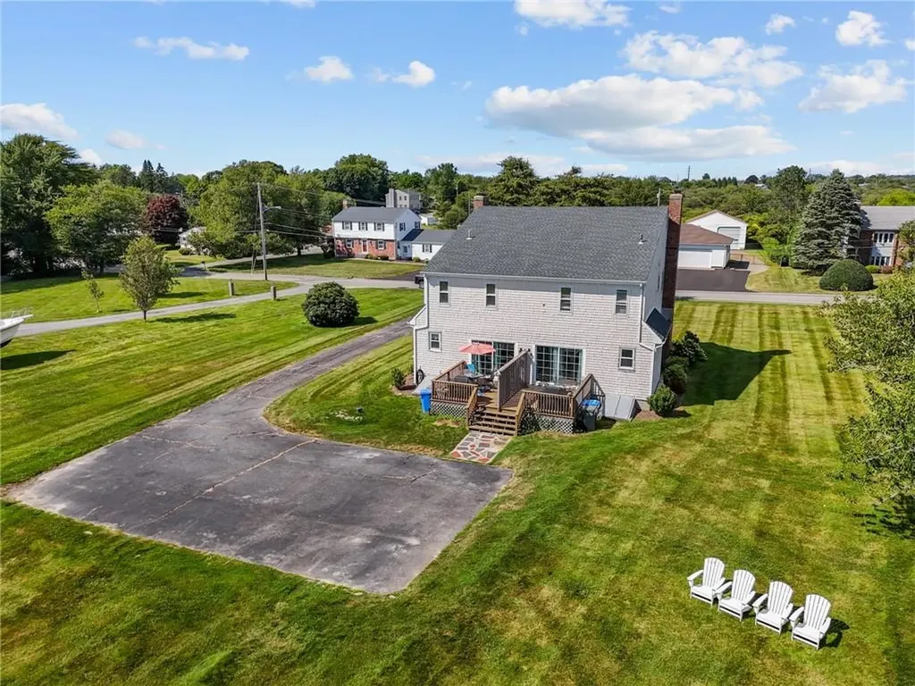 223 Oliphant Lane Middletown RI 02842
