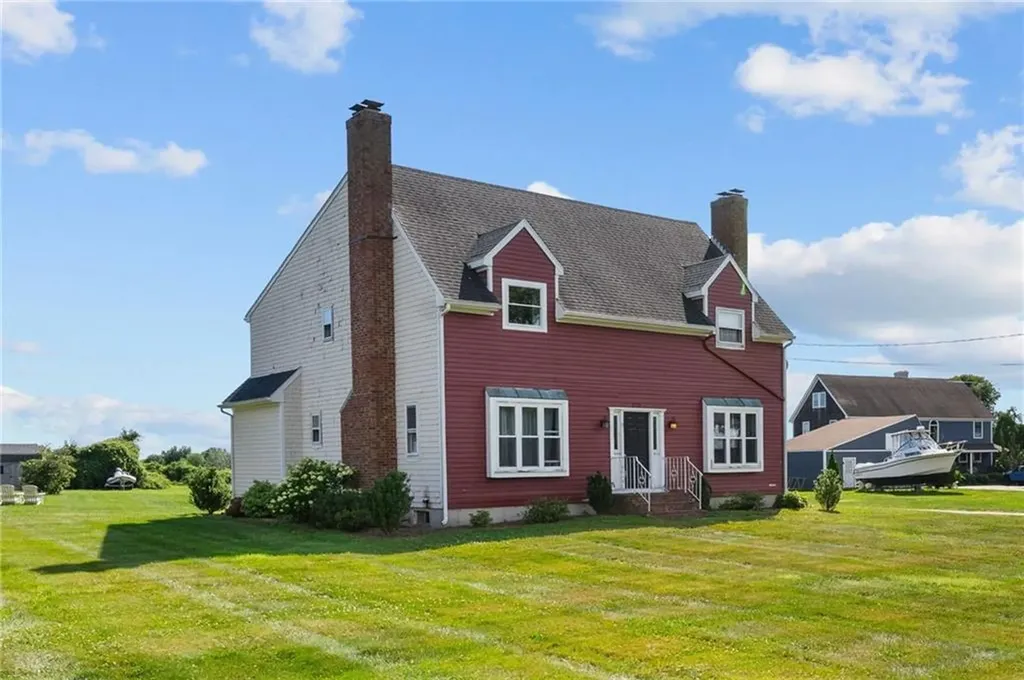 223 Oliphant Lane Middletown RI 02842