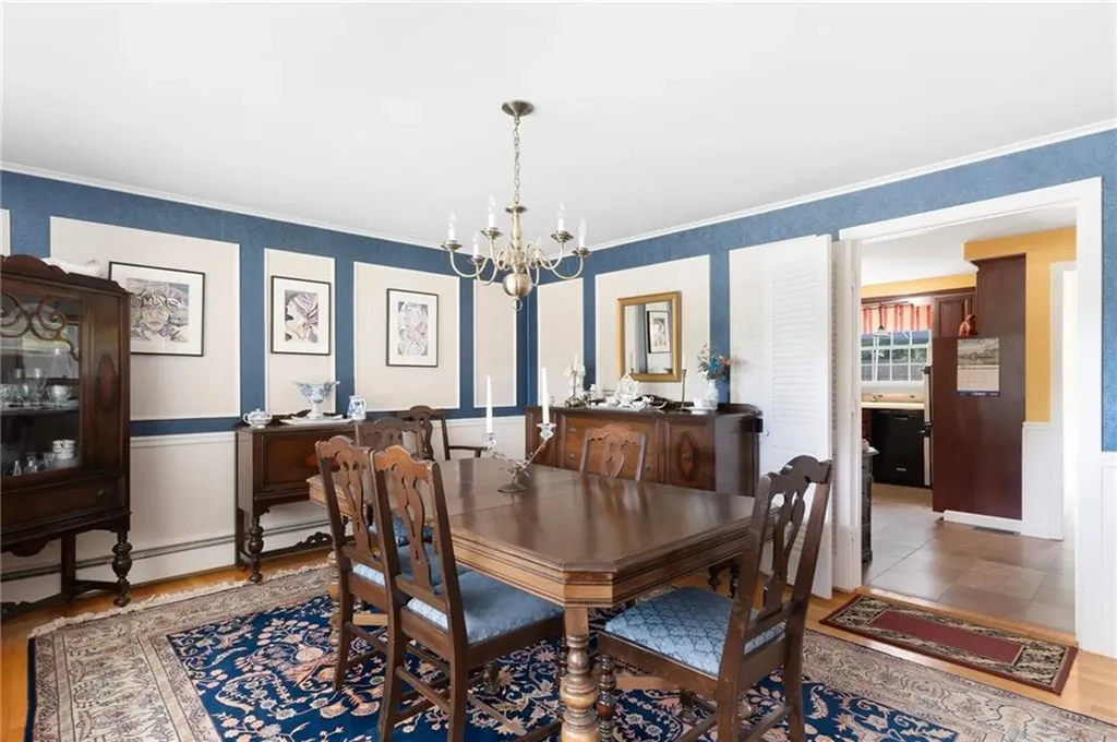 24 Kirkbrae Drive Lincoln RI 02865