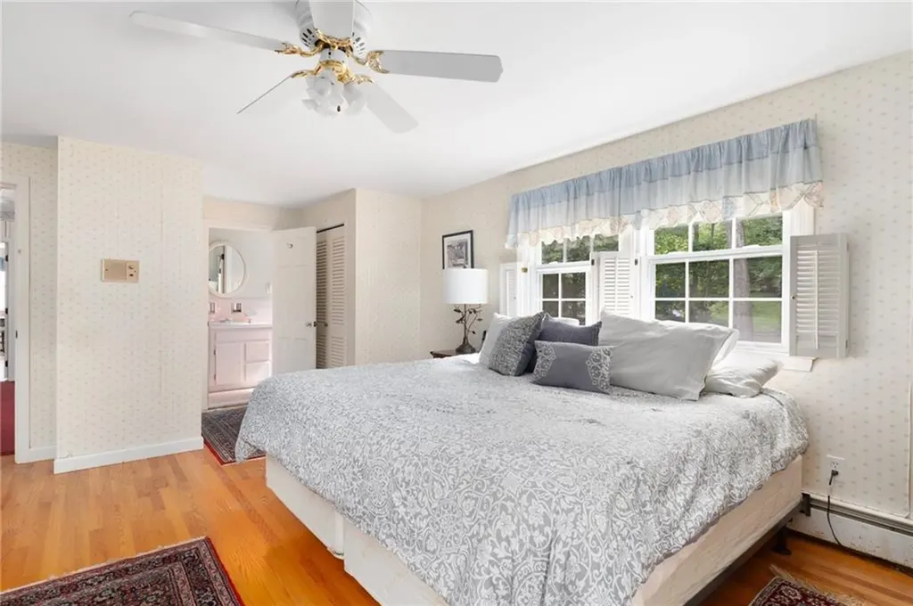 24 Kirkbrae Drive Lincoln RI 02865